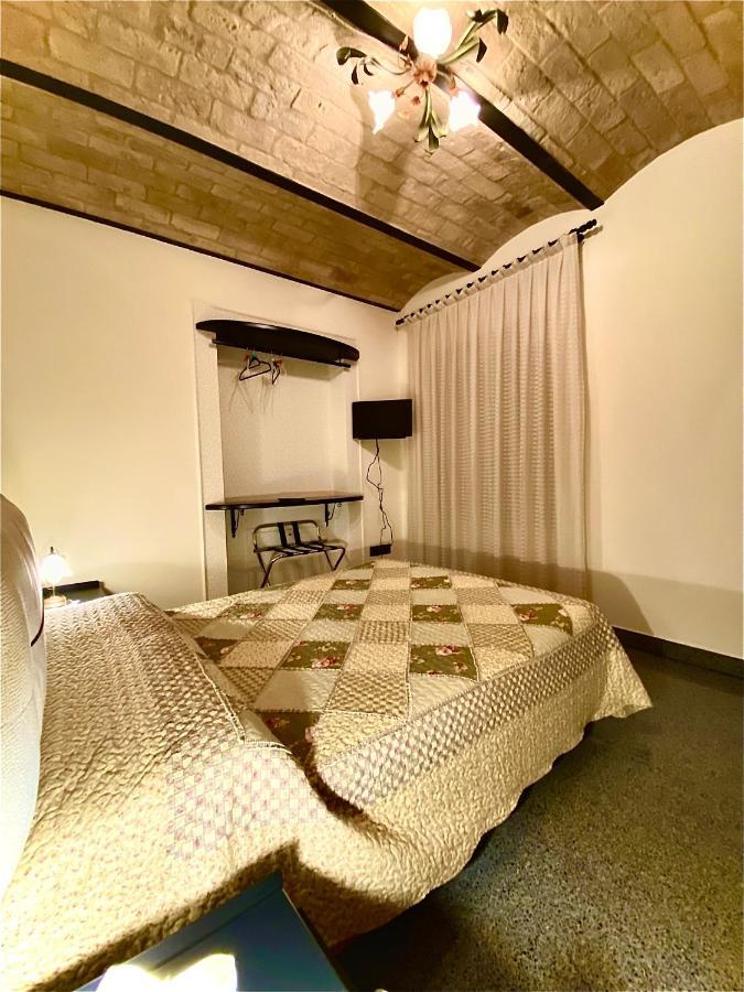 B&B Terrazza Sul Borgo Mogliano Exterior photo