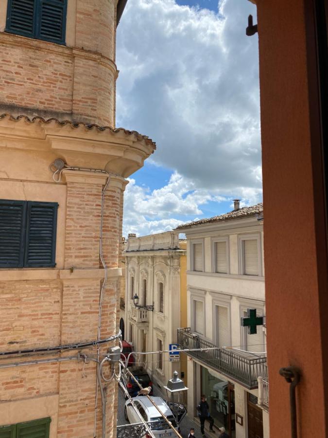 B&B Terrazza Sul Borgo Mogliano Exterior photo