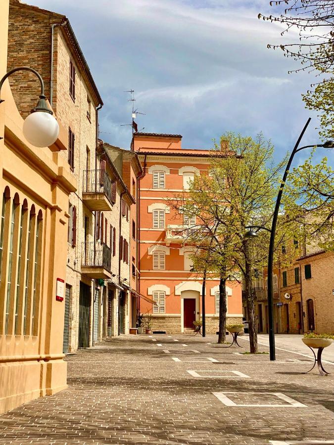 B&B Terrazza Sul Borgo Mogliano Exterior photo